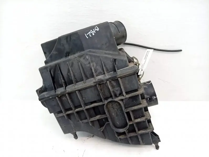 Корпус воздушного фильтра YC159600DC