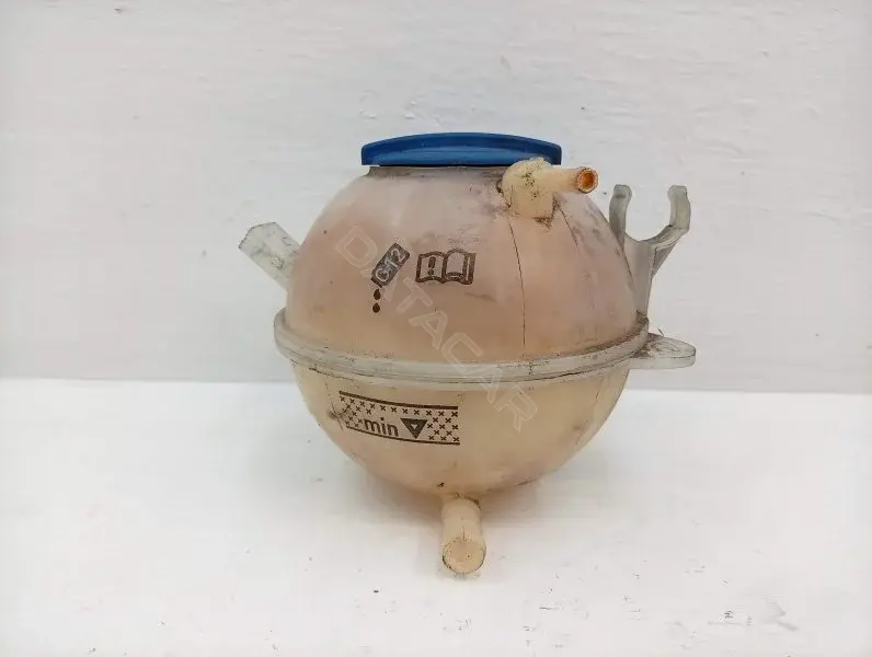 Расширительный бачок 1K0121407A