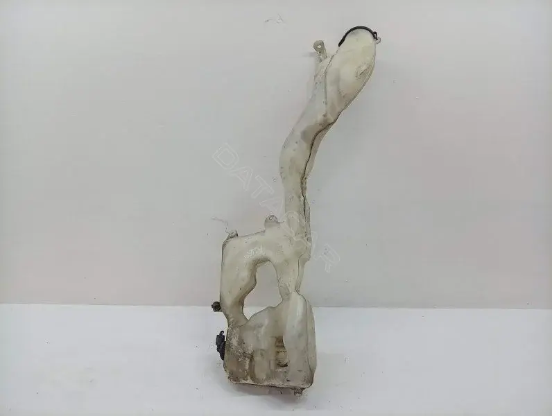 Бачок омывателя 61667157124