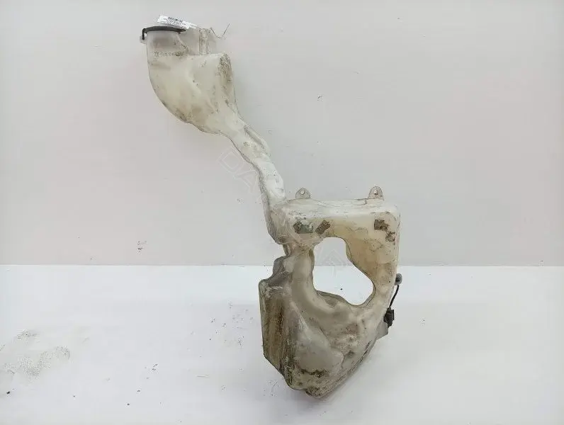 Бачок омывателя 61677157121