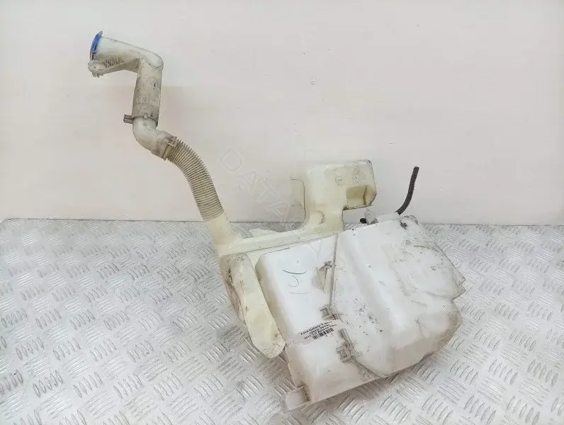 Бачок омывателя AG9117B613DB