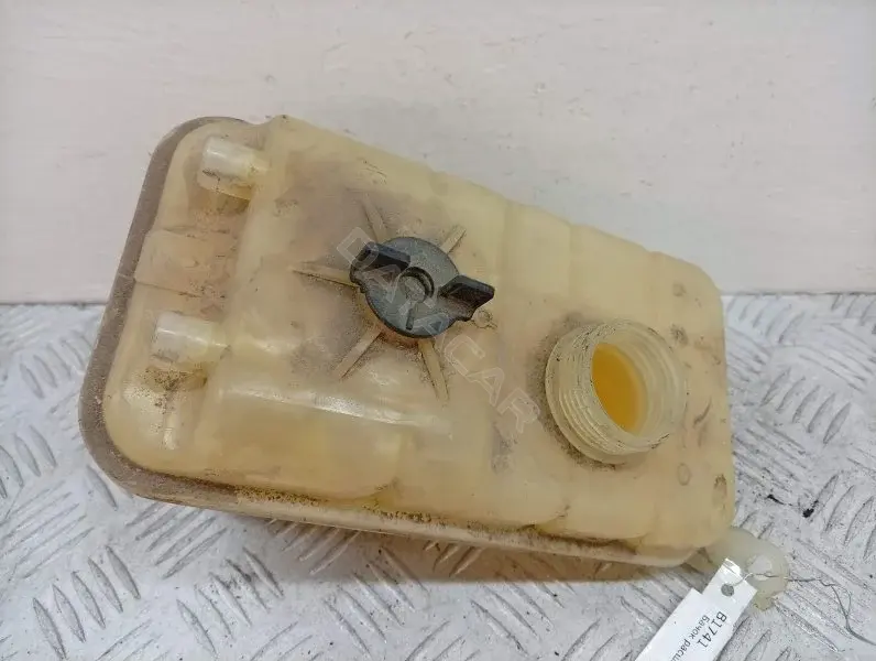 Расширительный бачок 10448633
