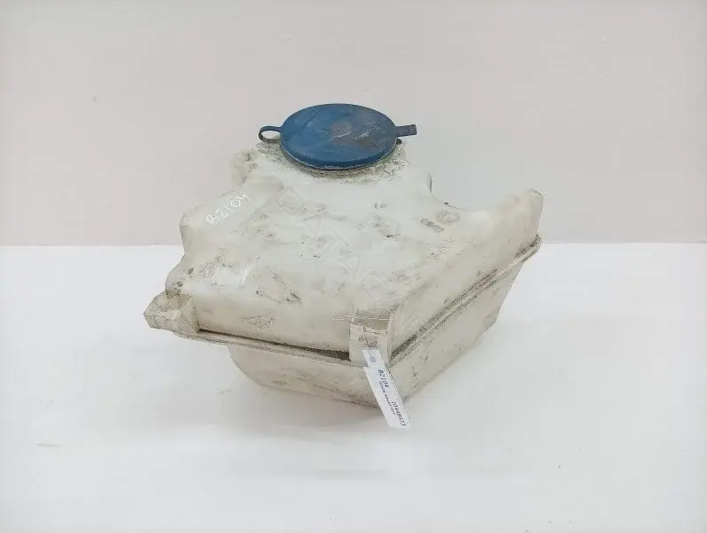 Бачок омывателя A1698690220