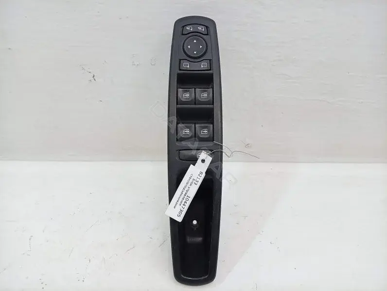 Блок управления стеклоподъемниками 809610017R