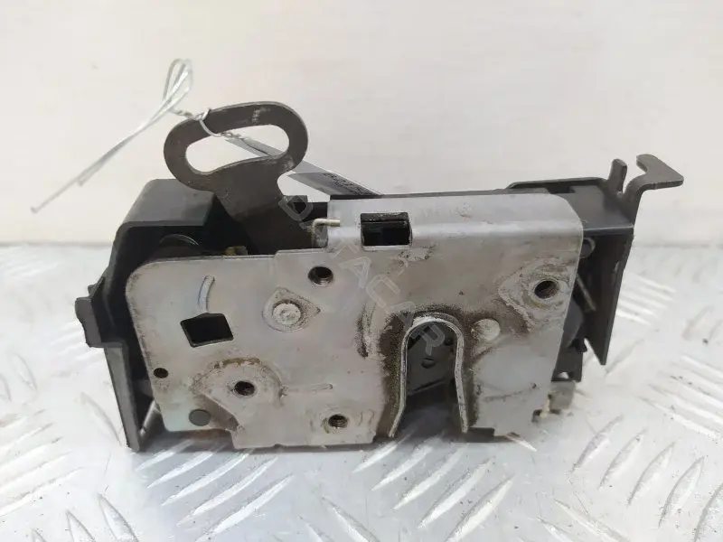 Замок двери 055676910
