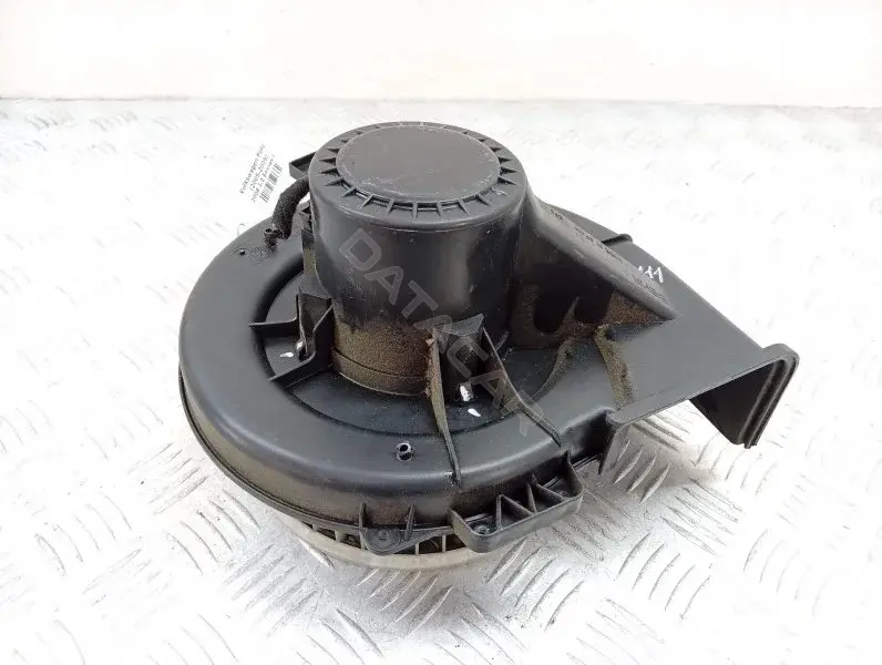 Моторчик печки 6Q1820015G