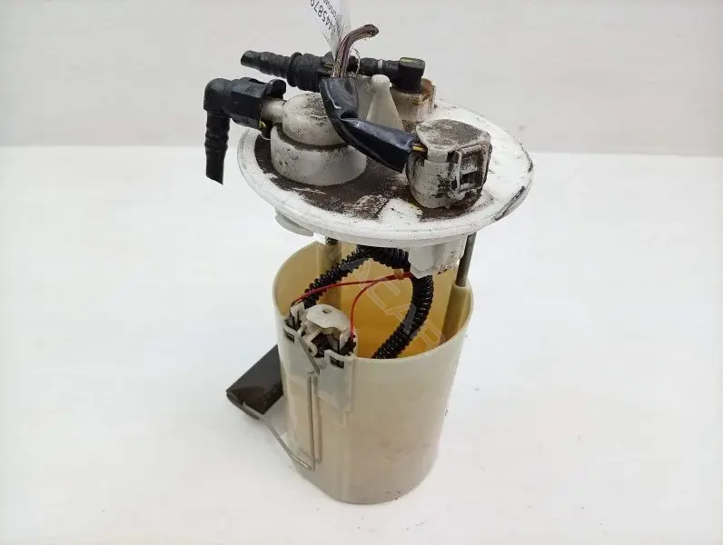 Датчик уровня топлива 7701002040