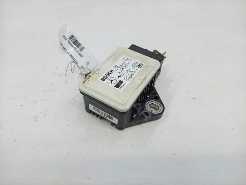 Датчик ускорения A0045429118