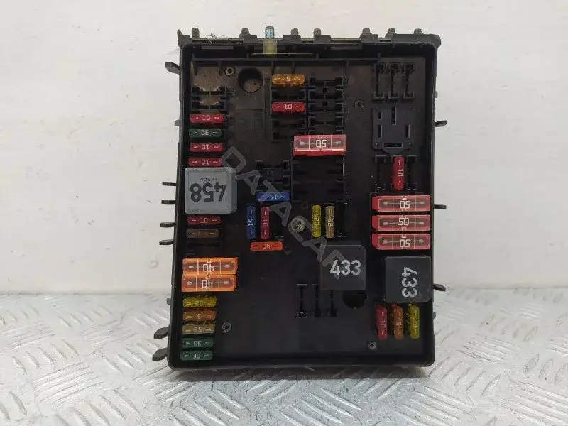 Блок предохранителей 1T1937535E