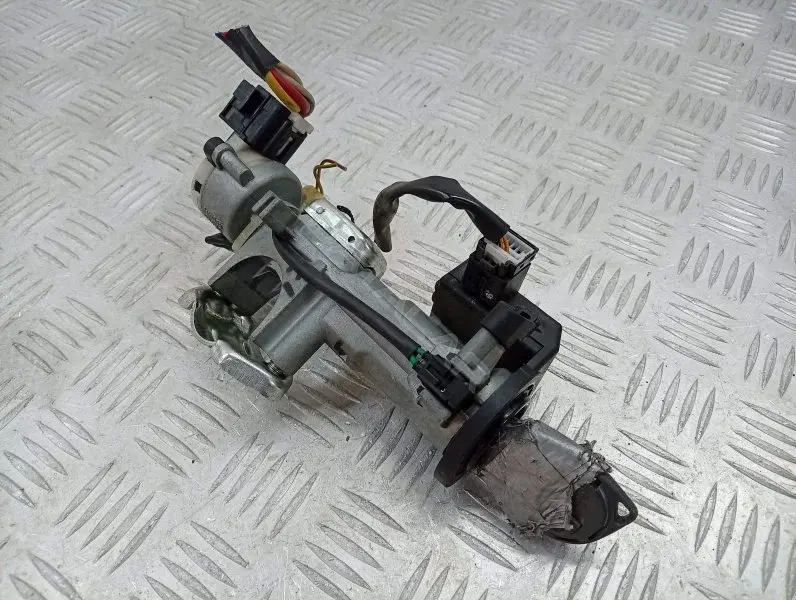 Замок зажигания 3397068K00