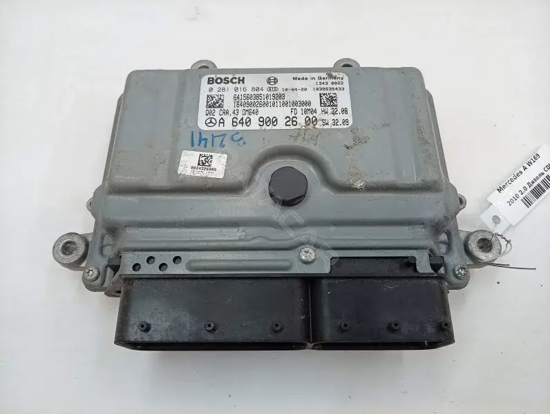 Блок управления двигателем A6409002600