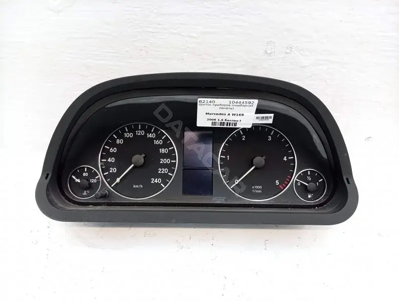 Панель приборов A1695404348