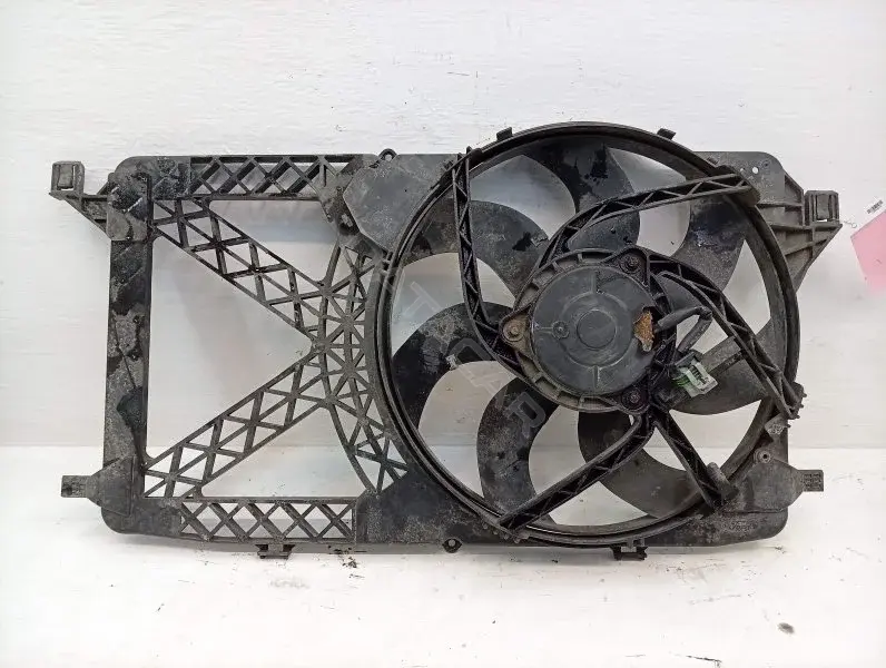 Вентилятор радиатора 6C118C607A