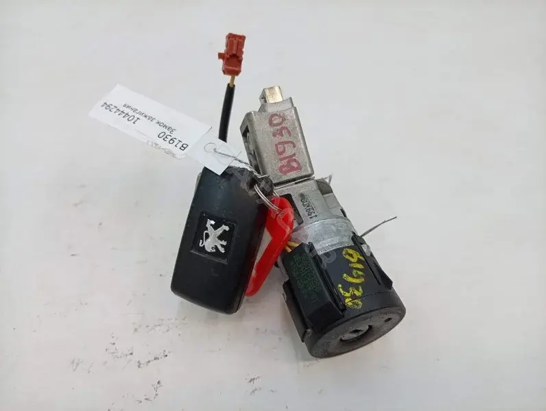 Замок зажигания 36410600