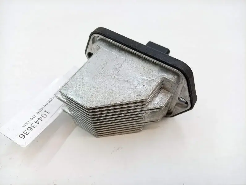Резистор печки PM010010B
