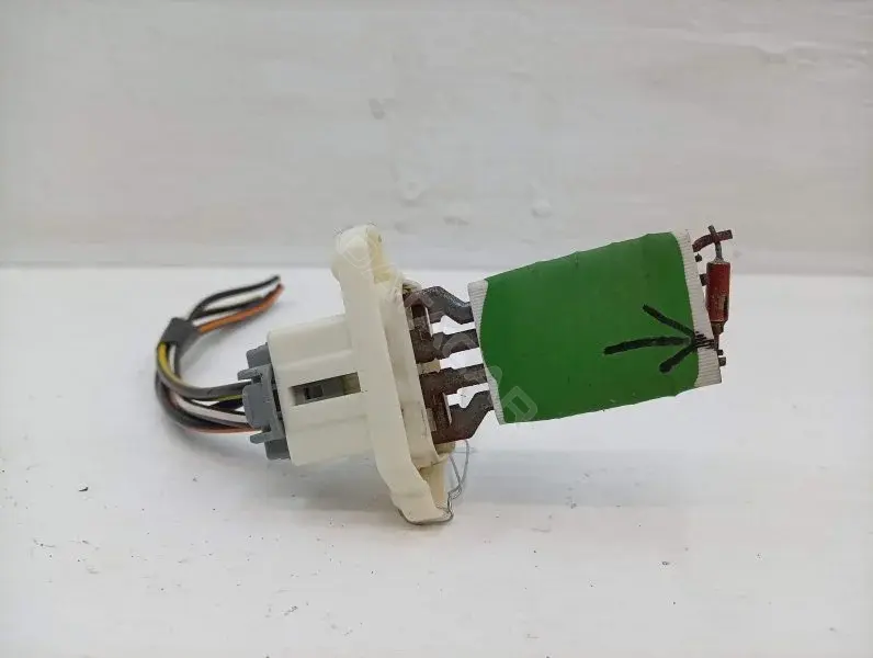 Резистор печки 3M5H18B647AC