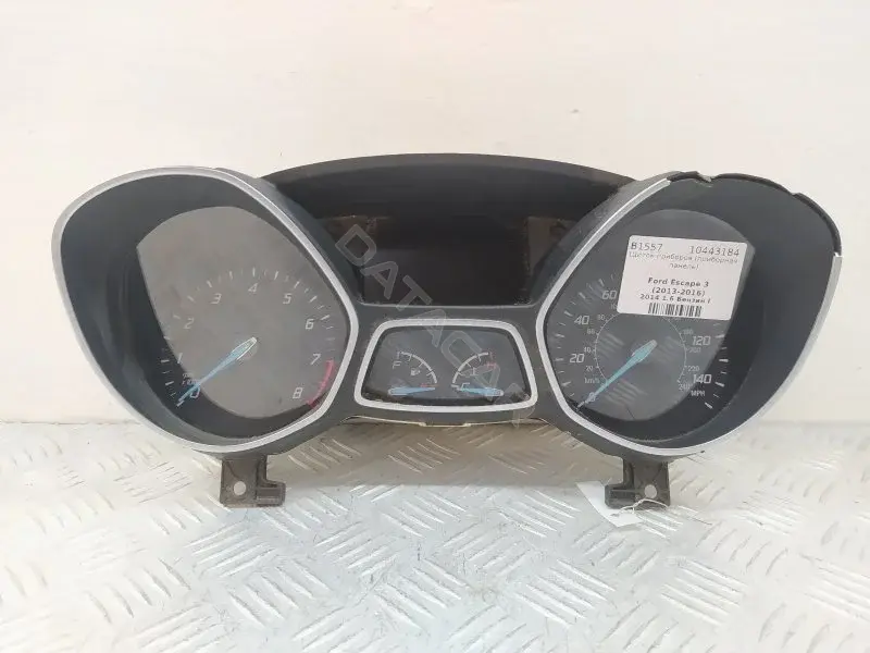 Панель приборов DS5T10849THA