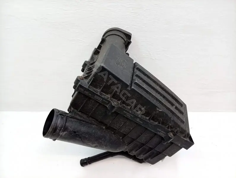Корпус воздушного фильтра 3C0129607AB