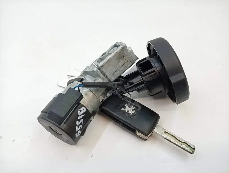Замок зажигания 36410600