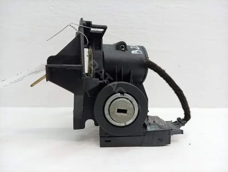 Замок зажигания 90589313