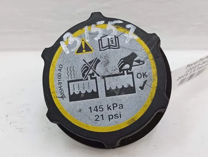 Крышка радиатора / расширительного бачка 3M5H8100AD