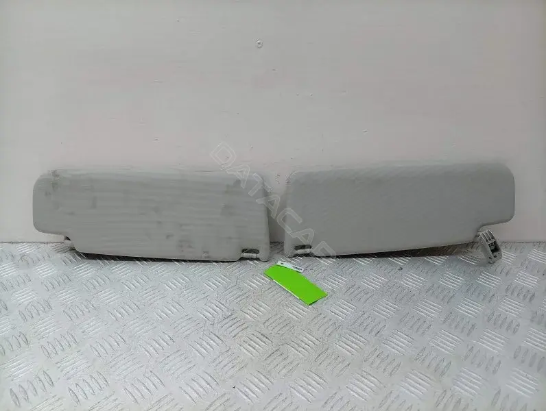 Козырек солнцезащитный 1Z0857552H