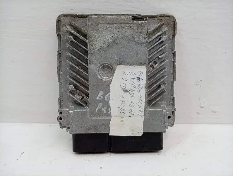 Блок управления двигателем 03G906018ER