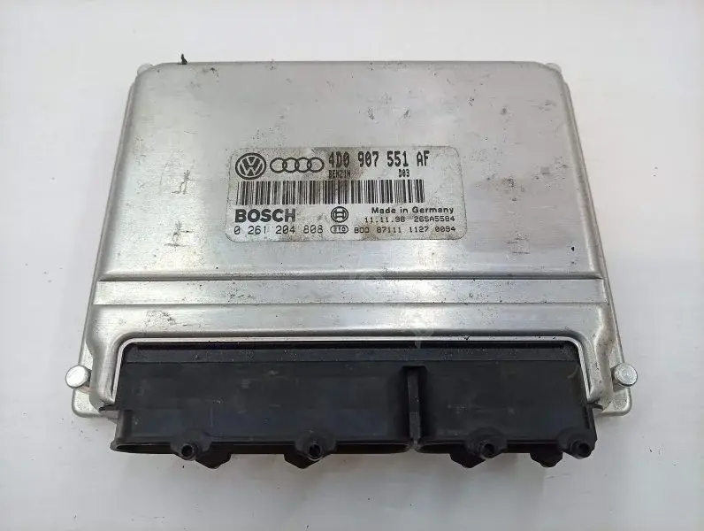 Блок управления двигателем 4D0907551AF