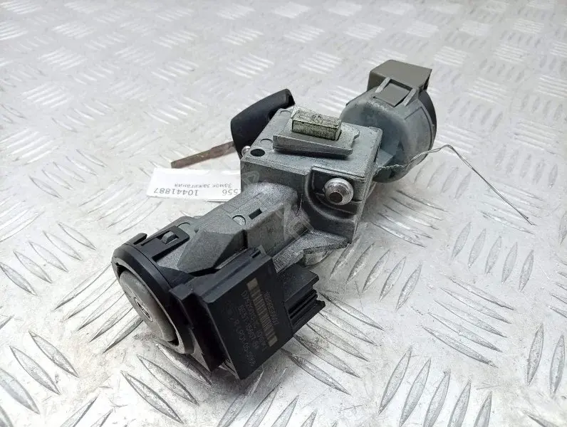 Замок зажигания 3M513F880AD