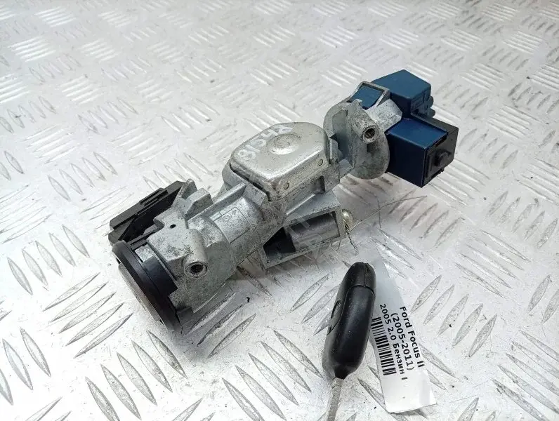 Замок зажигания 3M513F880AC