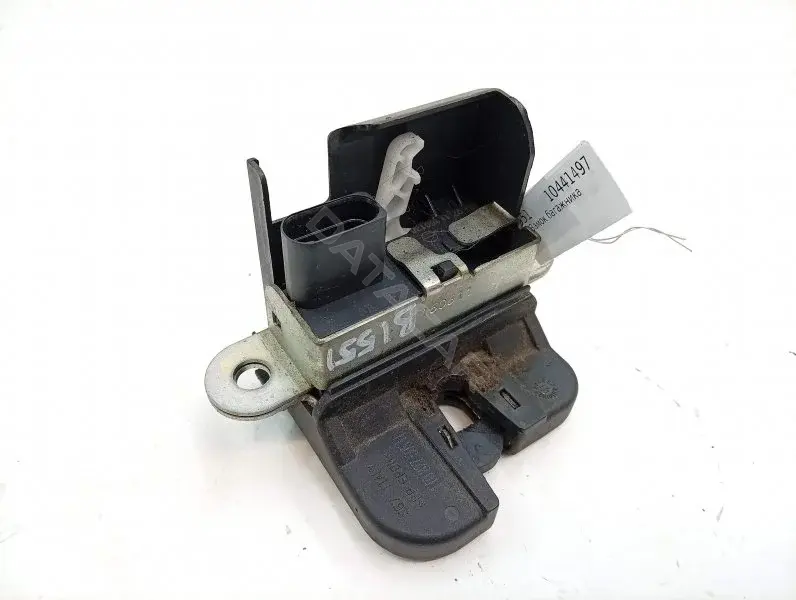 Замок крышки багажника 1T0827505H
