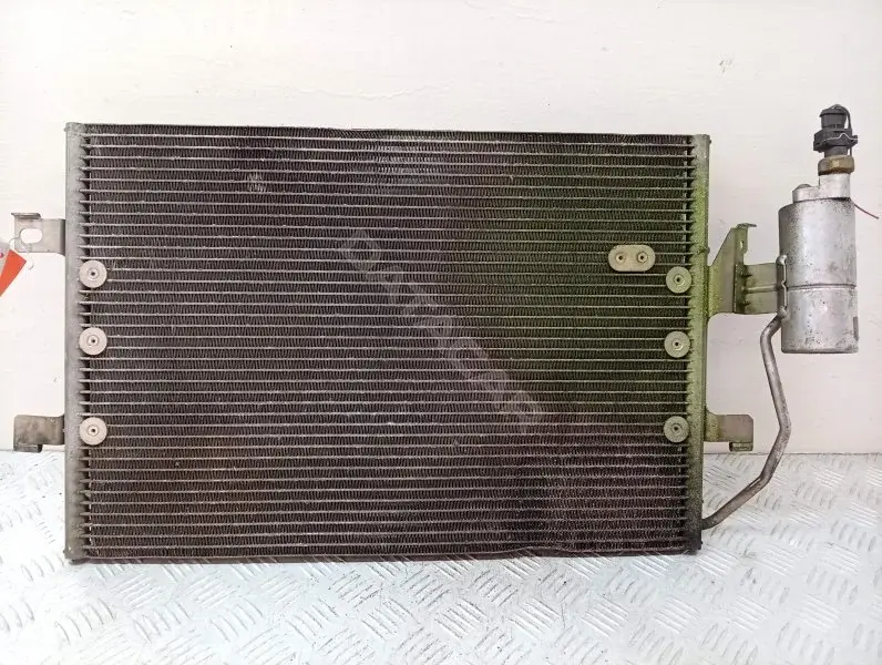 Радиатор кондиционера A1685001154