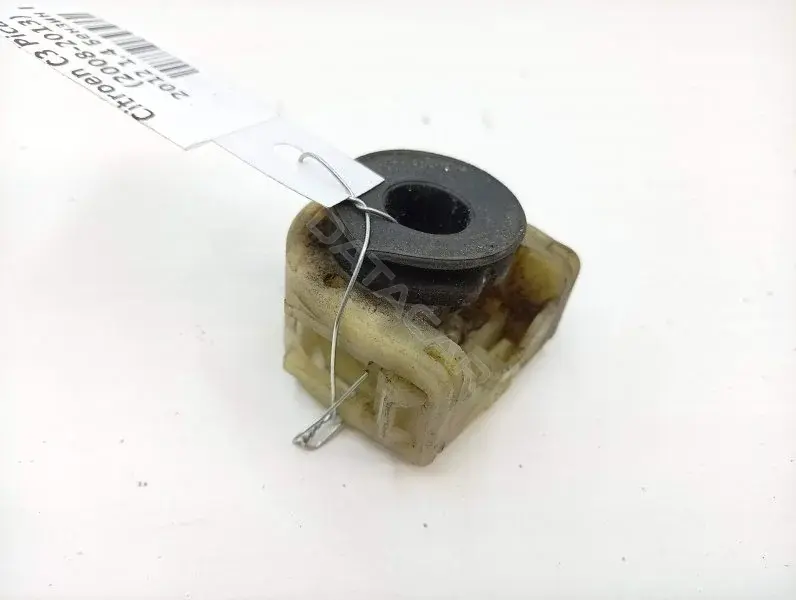 Крепление кассеты радиаторов 9681921680