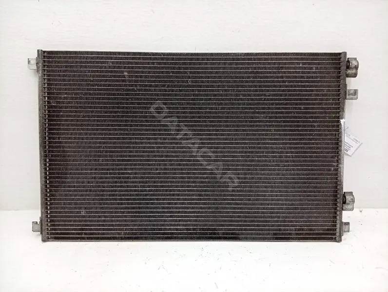 Радиатор кондиционера 8200115543