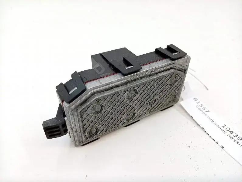Резистор печки AV6N19E624AA