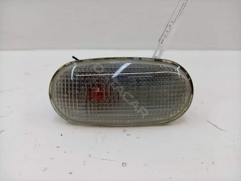 Повторитель передний 10439534