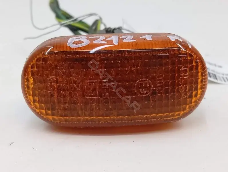 Повторитель передний 0214400