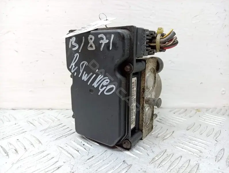 Блок управления АБС 8200229137