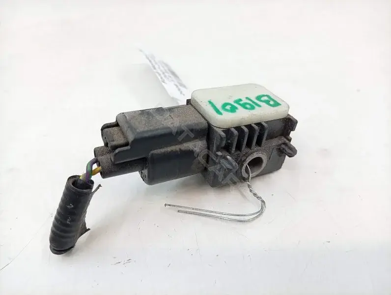 Датчик удара 3M5T14B006AD