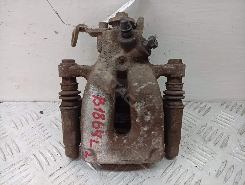Суппорт тормозной 10437619