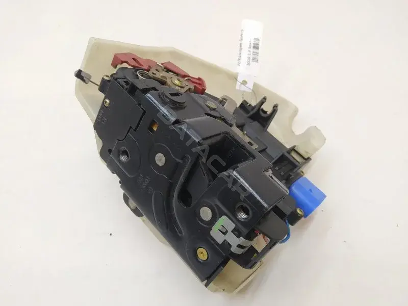 Замок двери 7L0839015