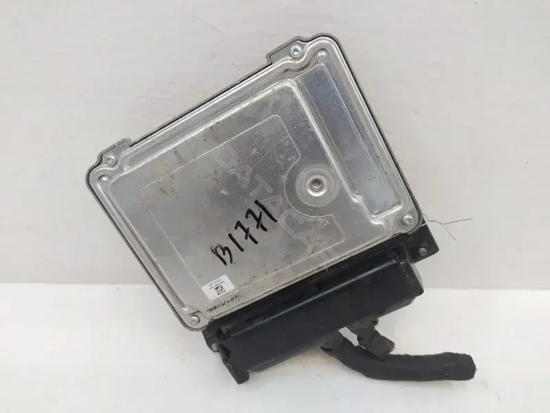Блок управления двигателем 03G906021RB