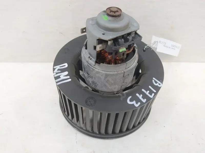 Моторчик печки 657475V