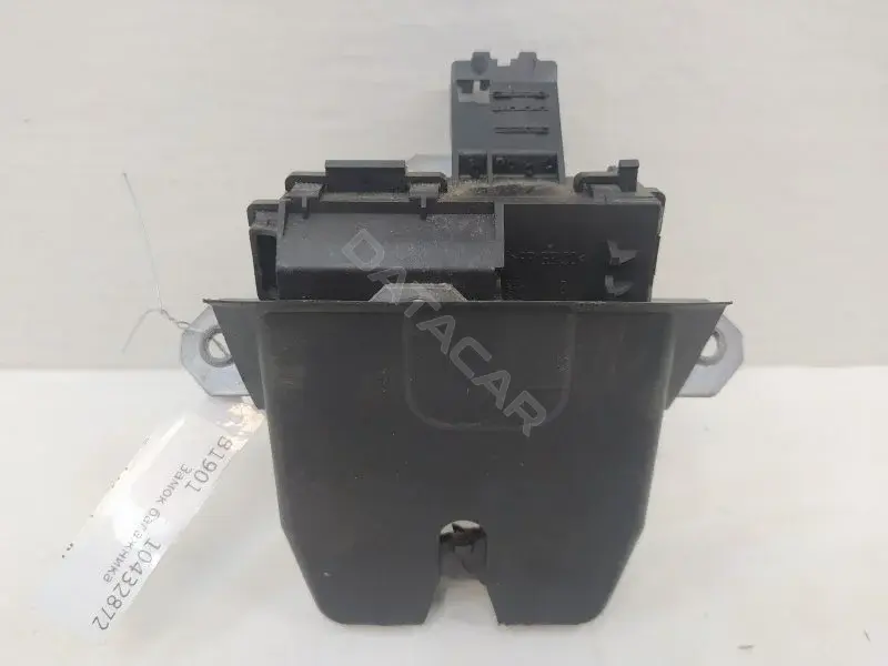 Замок крышки багажника 8M51R442A66AC