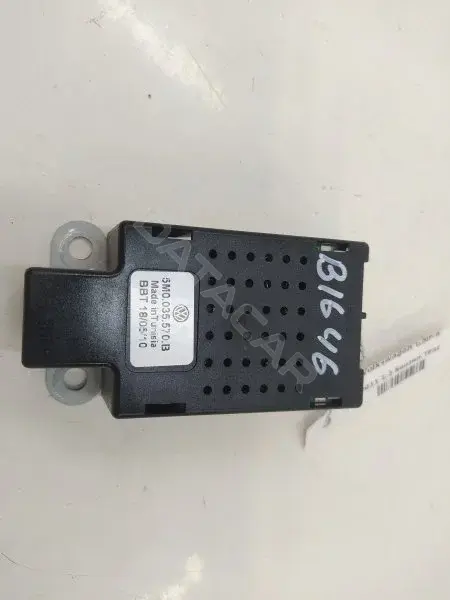 Антенна 5M0035570B