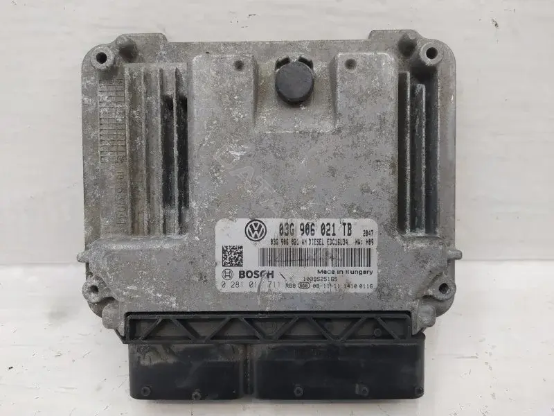 Блок управления двигателем 03G906021TB