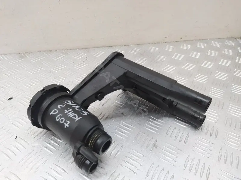 Клапан картерных газов 4R8Q6A785AE