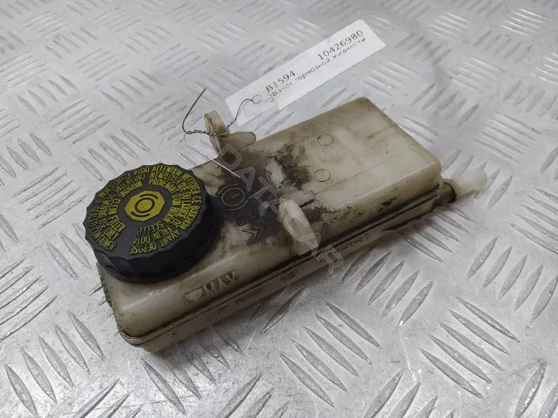 Бачок тормозной жидкости 9680931580