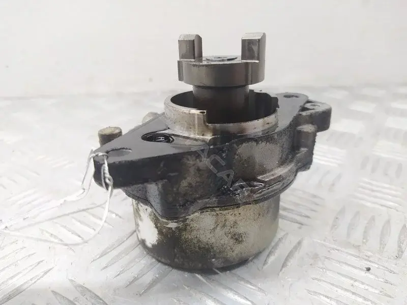 Вакуумный насос 10425971