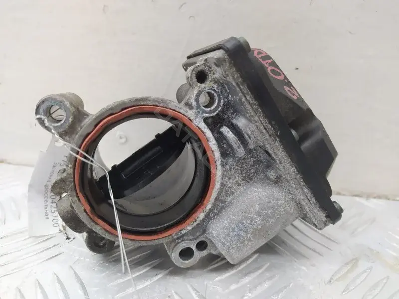 Дроссельная заслонка 03L128063T